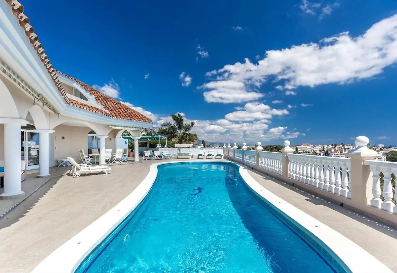 Exclusive Villa With Stunning View Benahavis