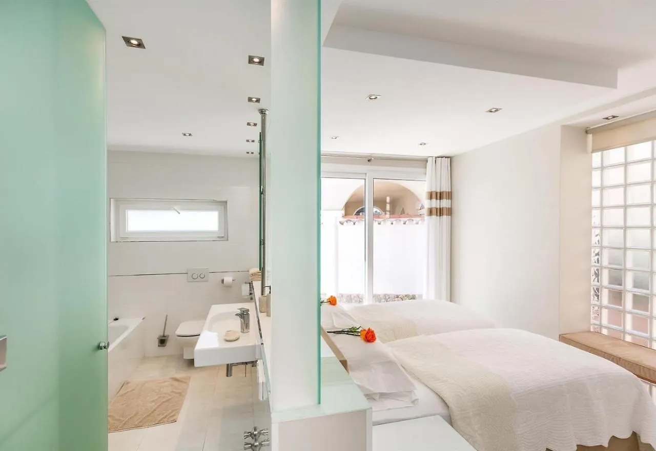 Exclusive Villa With Stunning View Benahavis