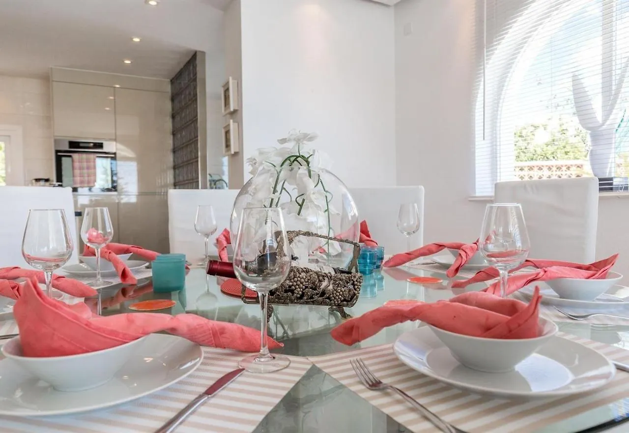 Exclusive Villa With Stunning View Benahavis